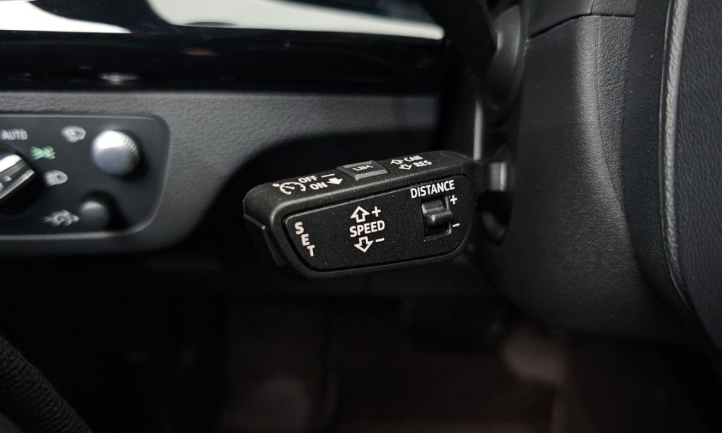 Audi Q5 45 TFSI Quattro Premium, 2024