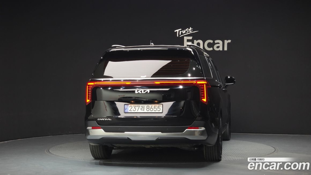 Kia Carnival 9-Seater Noblesse, 2024