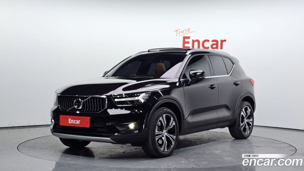 Volvo XC40 B4 Inscription, 2022