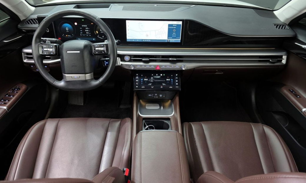 Hyundai Grandeur 2,5 Gasoline 2WD, 2023
