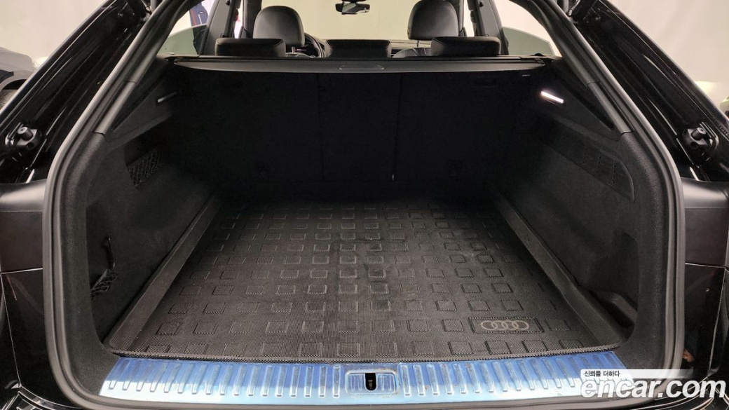 Audi Q8 45 TDI Quattro Premium, 2022