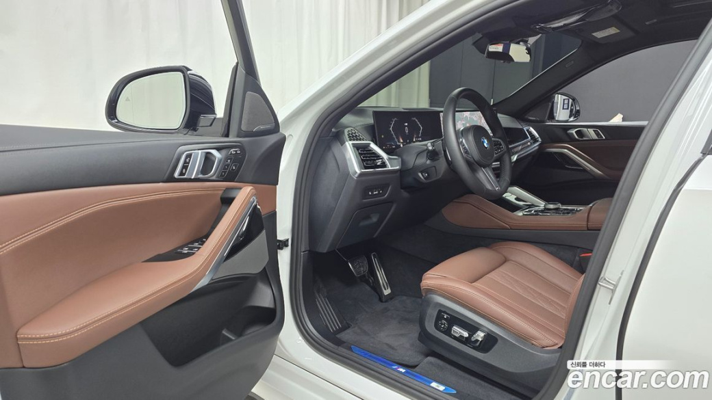 BMW X6 xDrive40i M Sport, 2025
