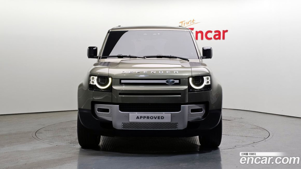 Land Rover Defender 110 D300 HSE, 2023
