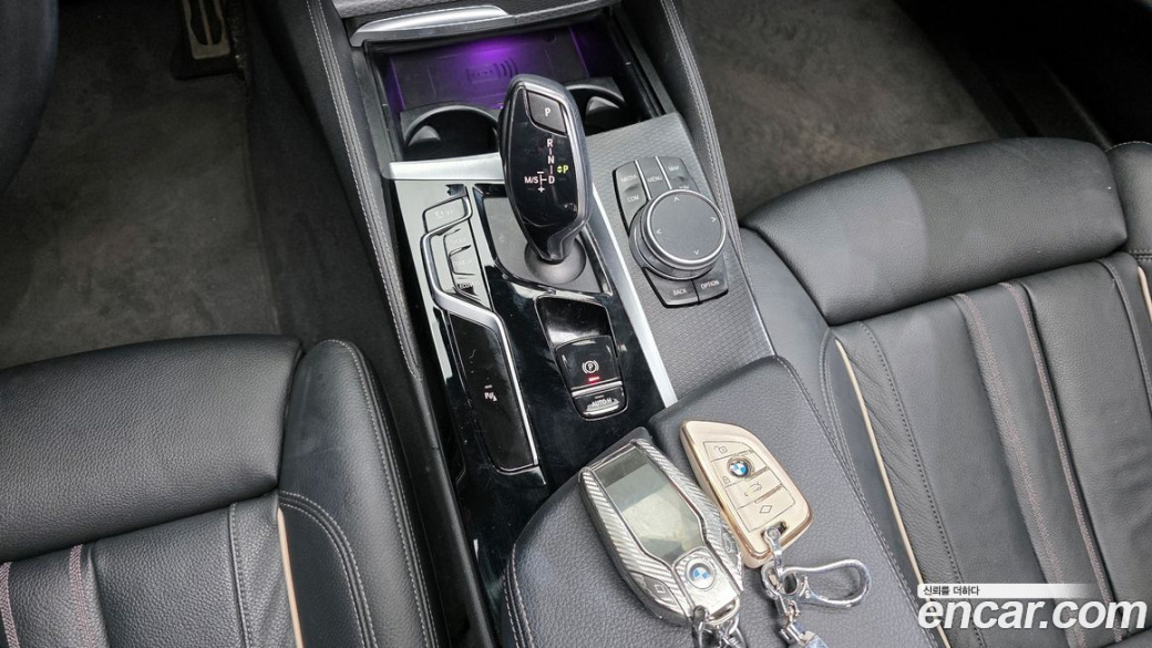 BMW 5-Series 520i M Sport, 2022