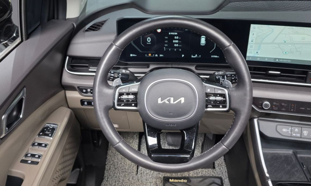 Kia Carnival 9-Seater Noblesse, 2024