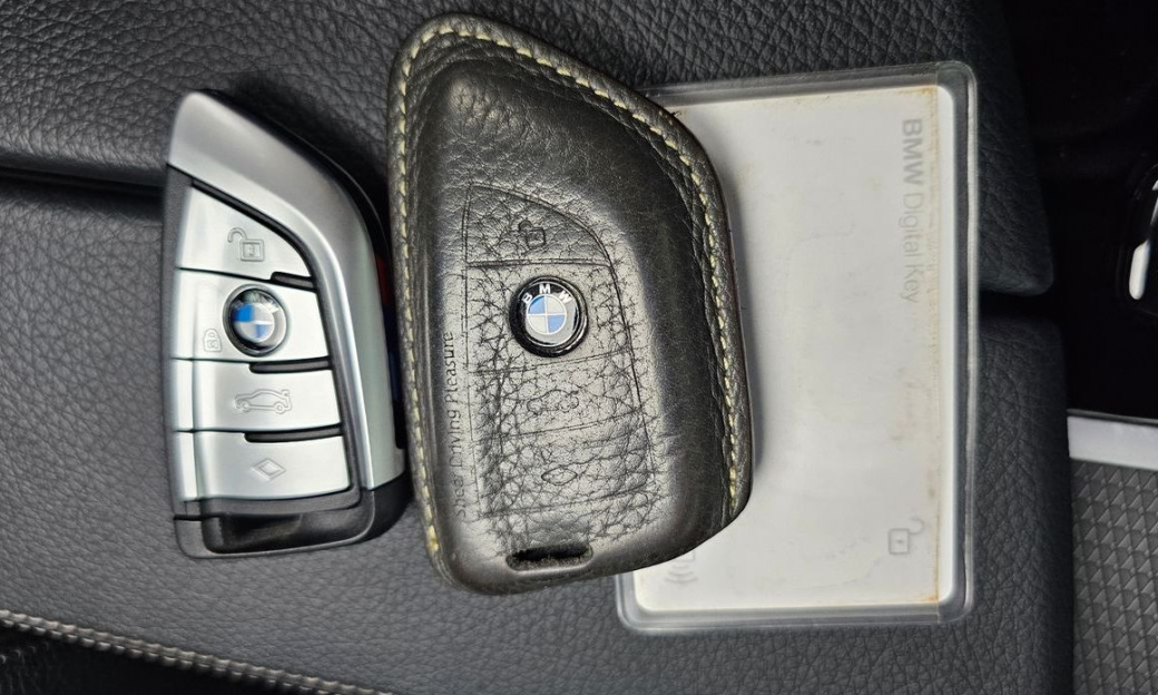 BMW 5-Series 520i M Sport, 2023