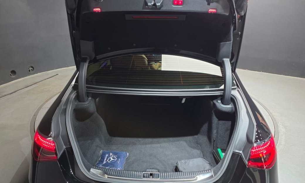 Mercedes-Benz S-Class S450L 4MATIC, 2022