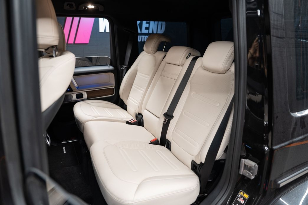 Mercedes-Benz G-Class G450d, 2026