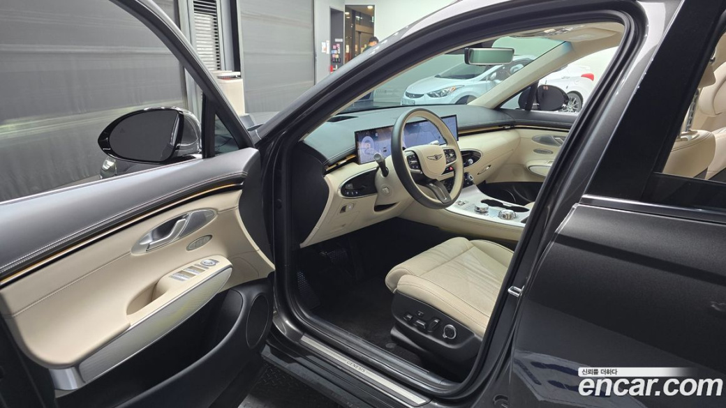 Genesis GV70 2.5T Gasoline AWD, 2025
