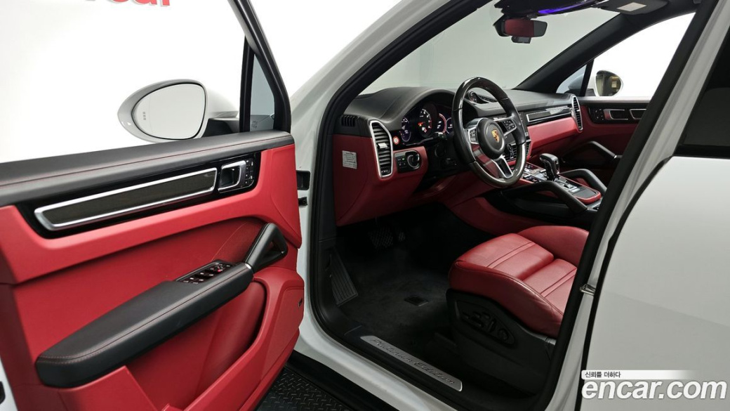 Porsche Cayenne 3.0, 2022