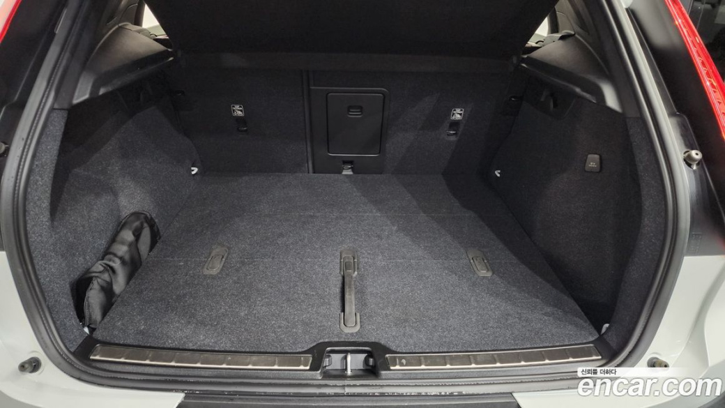 Volvo XC40 B4 Ultimate Bright, 2023