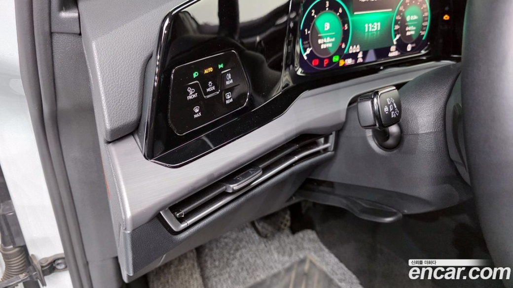 Volkswagen Golf 2.0 TDI Prestige, 2024