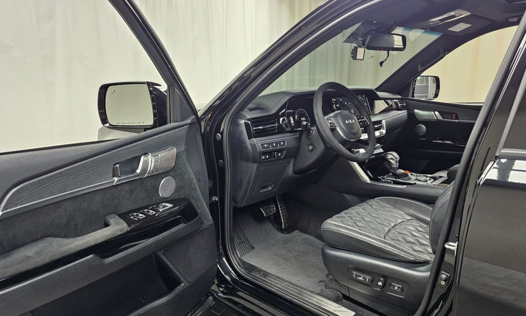 Kia Mohave Diesel 3.0 4WD 5-Seater, 2024