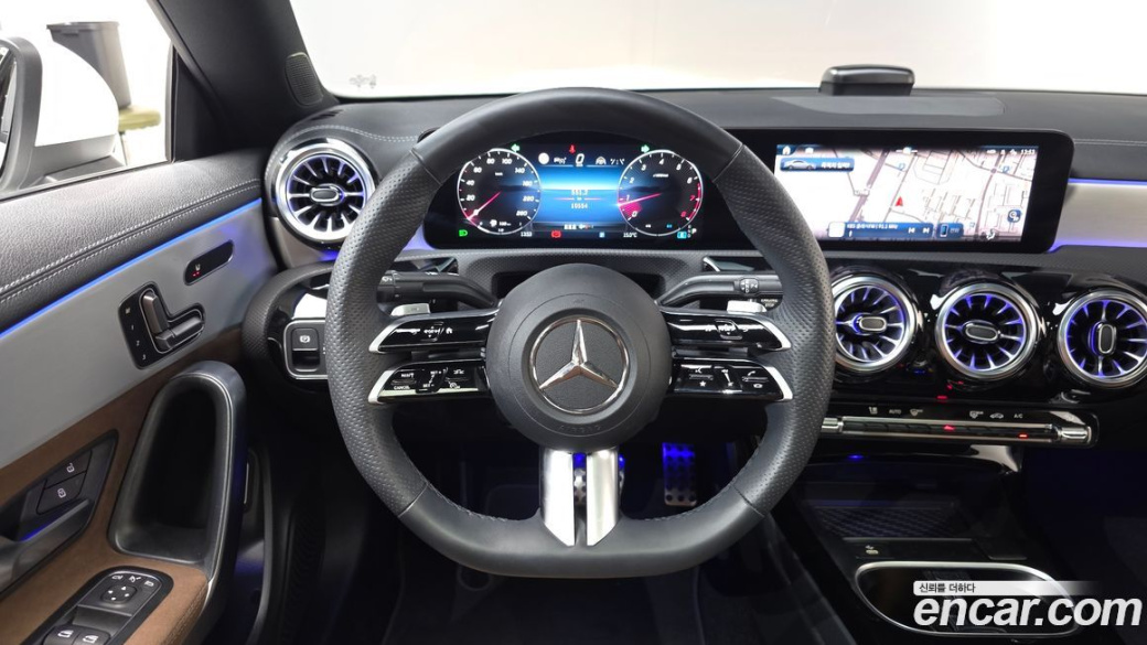 Mercedes-Benz CLA-Class CLA250 4MATIC, 2025