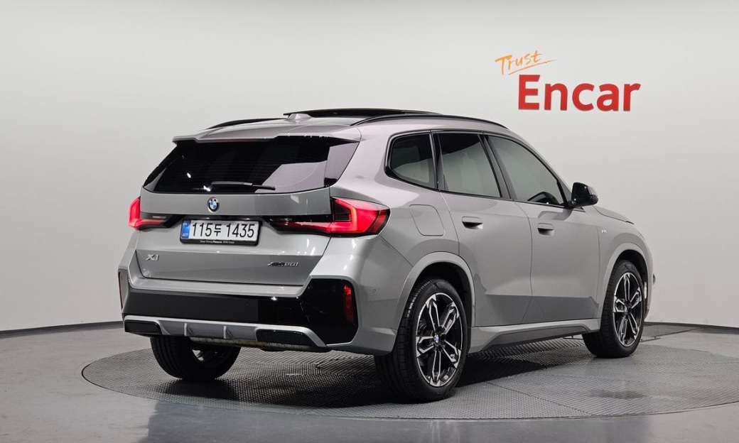 BMW X1 xDrive 20i M Sport, 2025