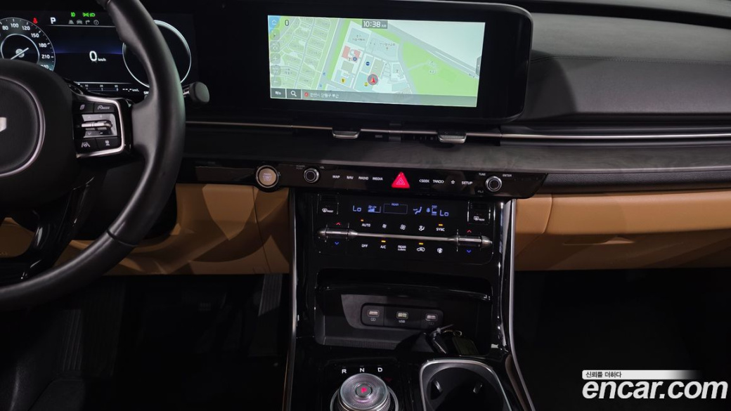 Kia Carnival 7-Seater Signature, 2023