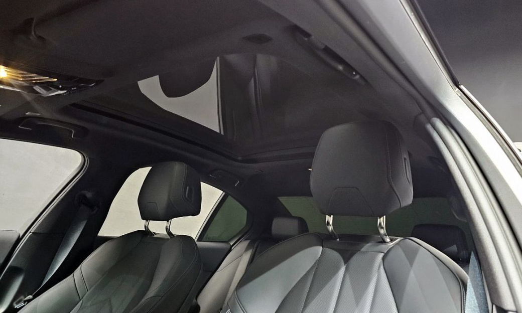 BMW 5-Series 520i M Sport, 2025