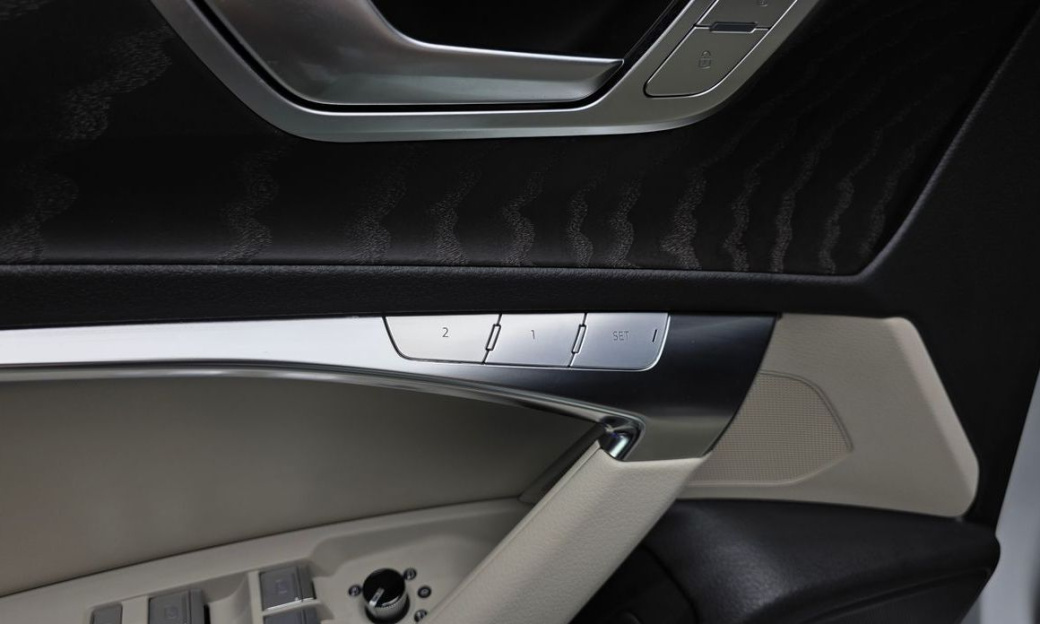 Audi A6 45 TFSI Premium, 2023