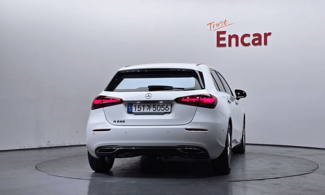 Mercedes-Benz A-Class A220 Hatchback, 2025