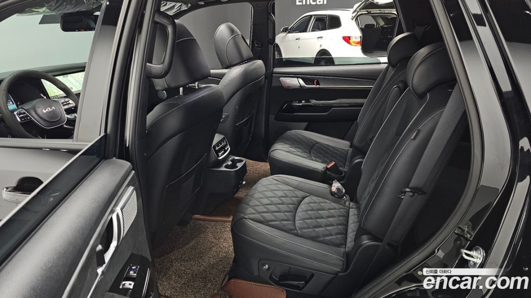 Kia Mohave Diesel 3.0 4WD 6-Seater, 2024