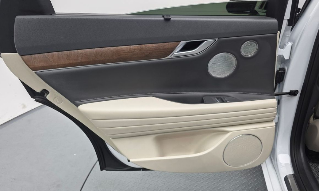 Genesis G80 Gasoline 2.5 Turbo AWD, 2023