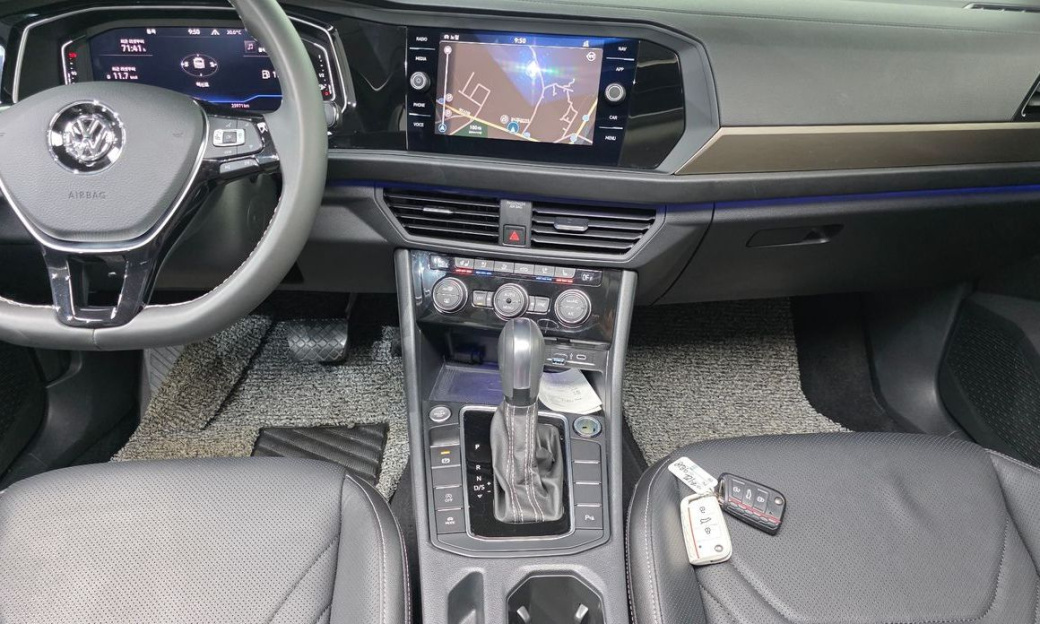 Volkswagen Jetta 1.4 TSI Prestige, 2021