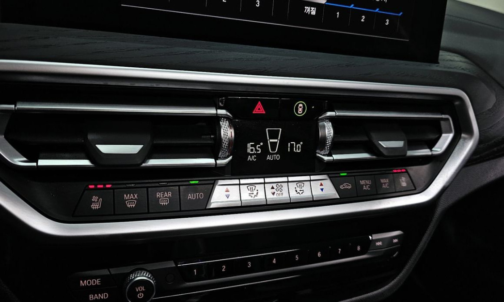 BMW X4 xDrive20i xLine, 2025
