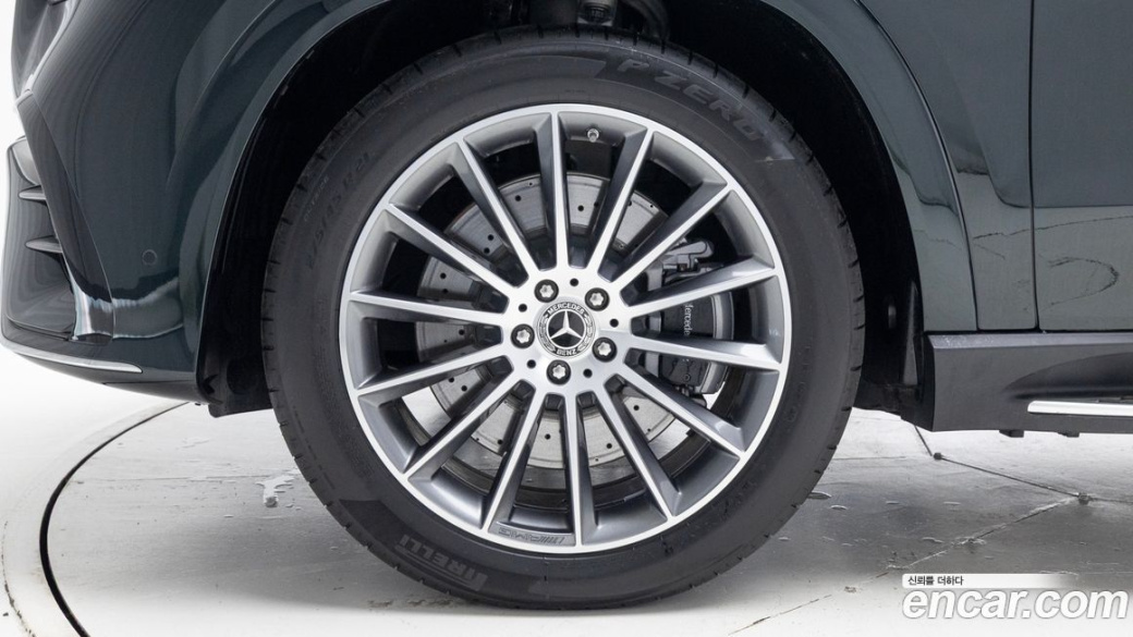 Mercedes-Benz GLE-Class GLE450 4MATIC, 2025