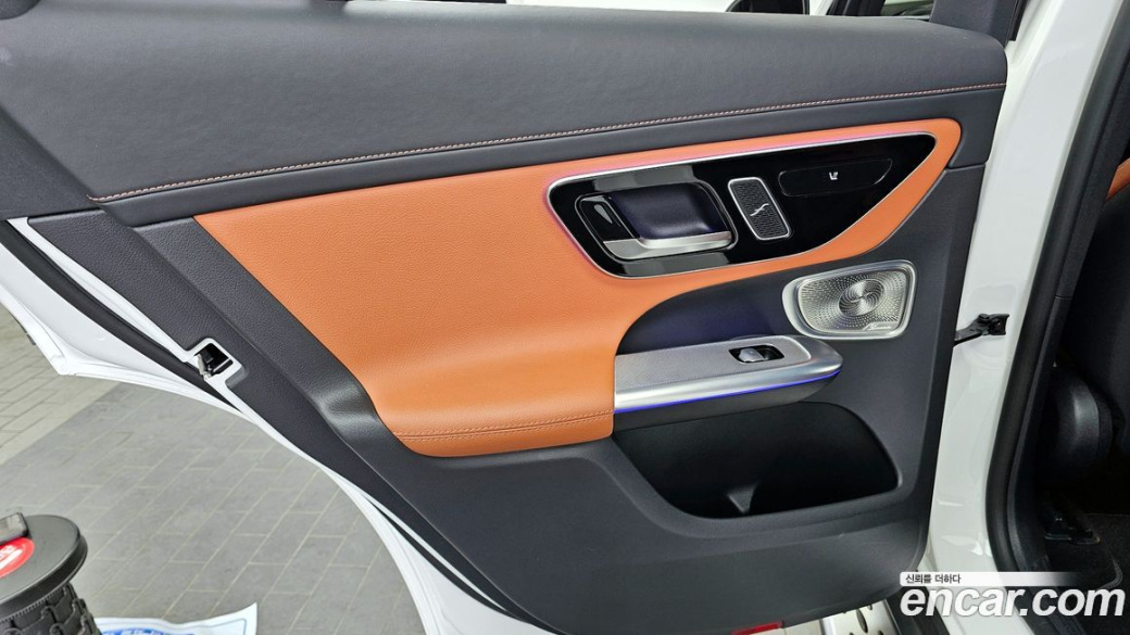 Mercedes-Benz GLC-Class GLC300 4MATIC AMG Line, 2023