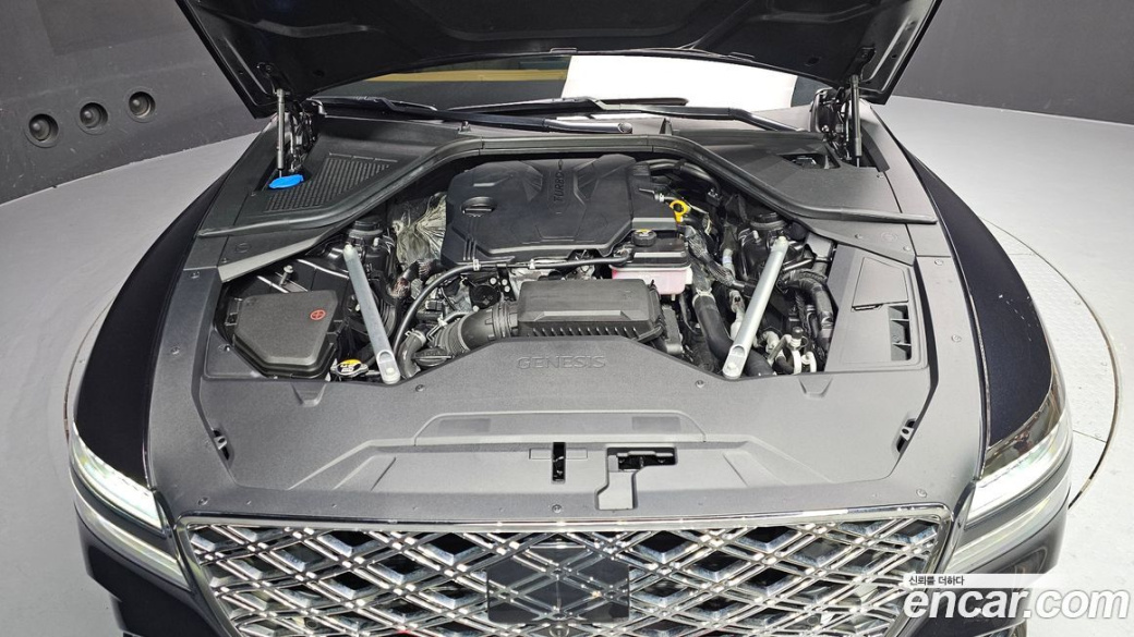 Genesis G80 Gasoline 2.5 Turbo AWD, 2025