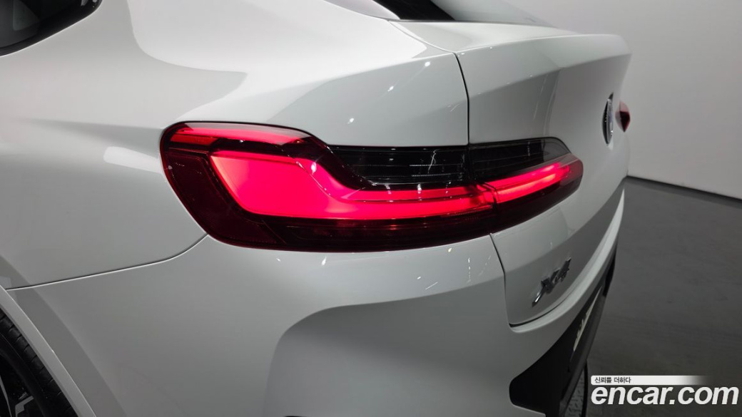 BMW X4 xDrive20i M Sport, 2024