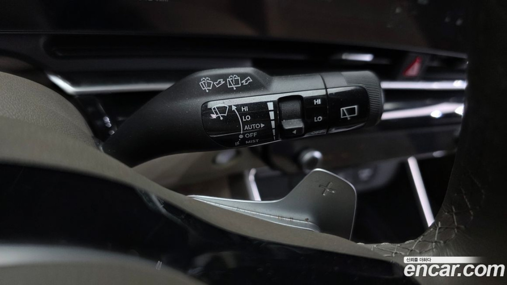 Kia Carnival 9-Seater Signature, 2024