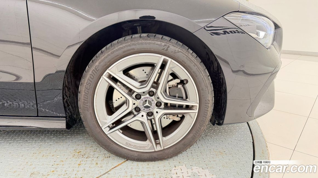 Mercedes-Benz CLA-Class CLA250 4MATIC, 2025