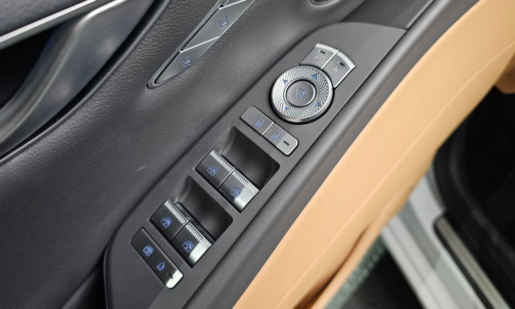 Genesis G80 Gasoline 2.5 Turbo AWD, 2024