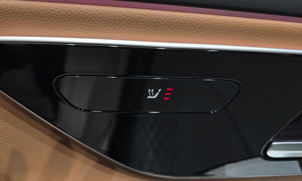 Mercedes-Benz E-Class E200 AMG Line, 2026