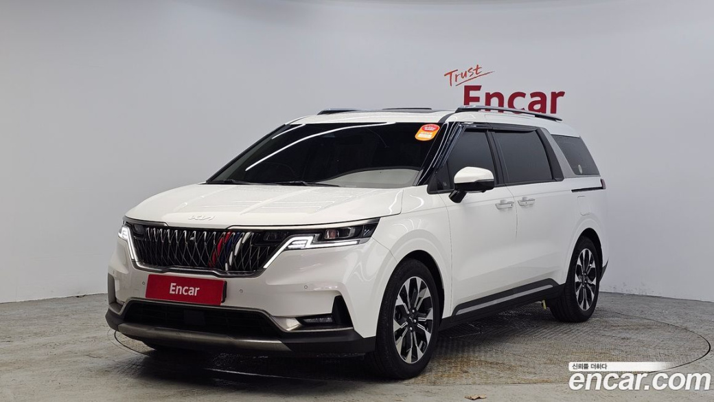 Kia Carnival 9-Seater Signature, 2023