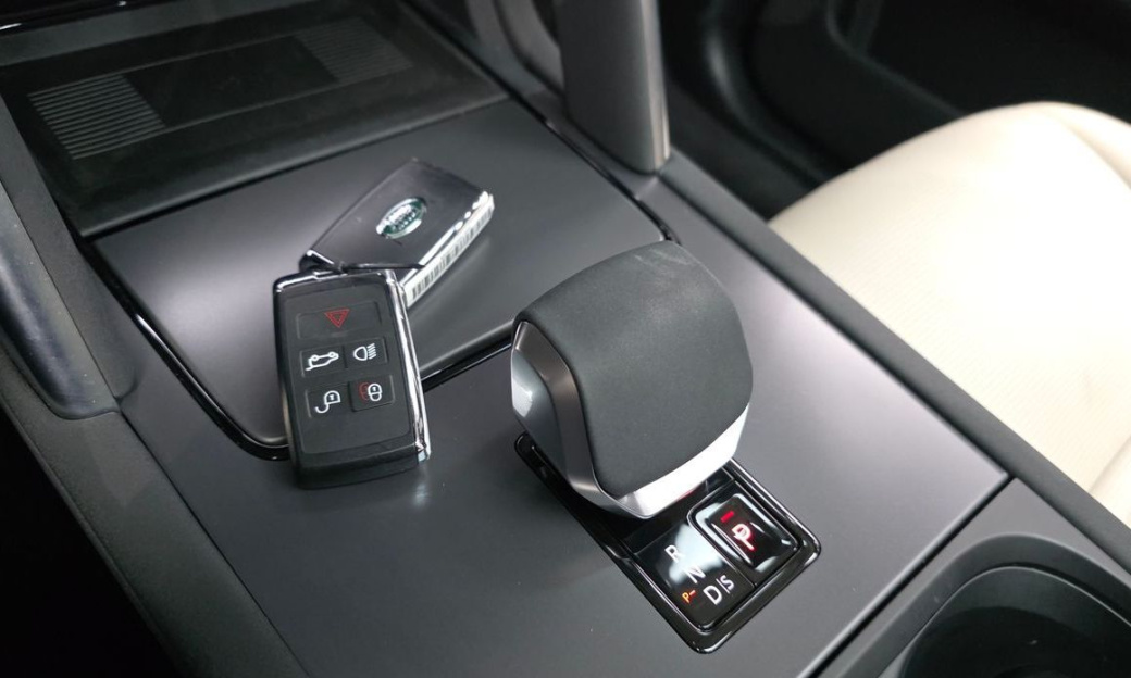 Land Rover Discovery Sport P250 S, 2025