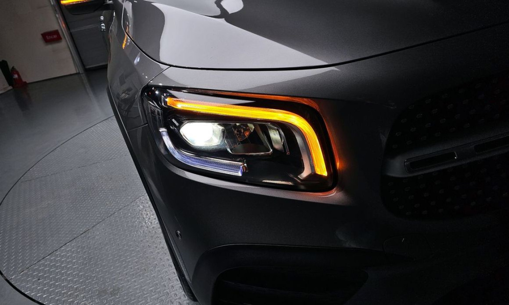 Mercedes-Benz GLB-Class GLB250 4MATIC, 2023