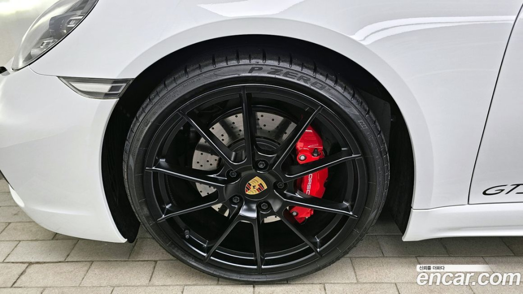 Porsche 718 4.0 GTS, 2024