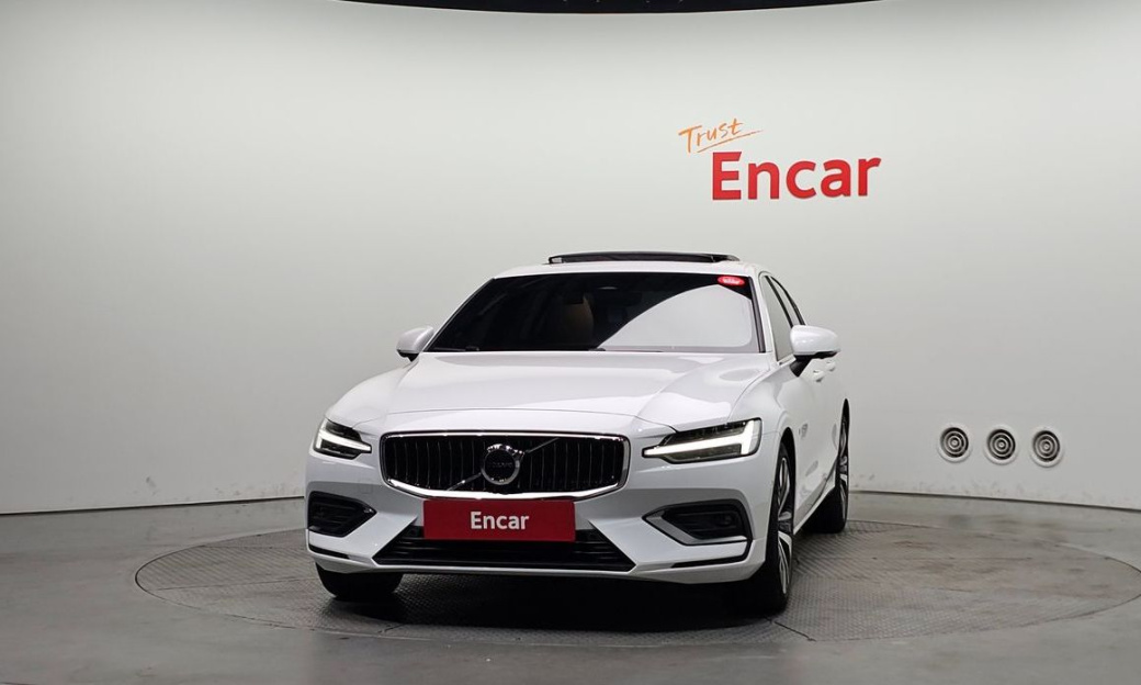 Volvo S60 B5 Ultimate Bright, 2024