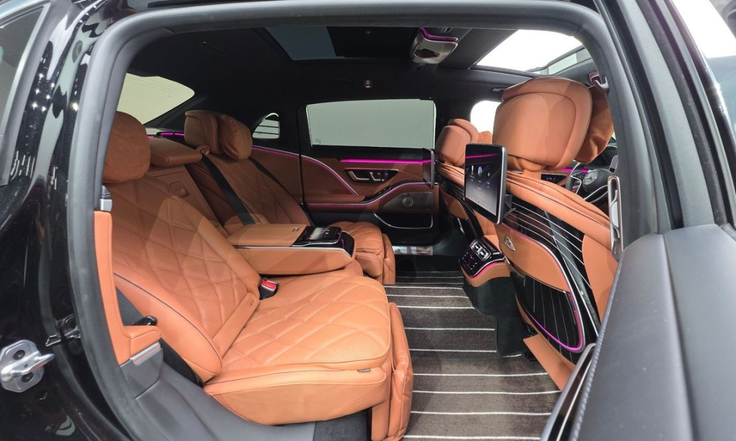 Mercedes-Benz S-Class Maybach S580 4MATIC, 2024