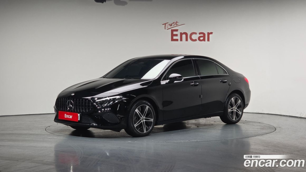 Mercedes-Benz A-Class A220 Sedan, 2026