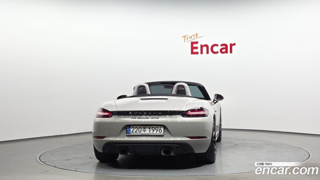 Porsche 718 4.0 GTS, 2024