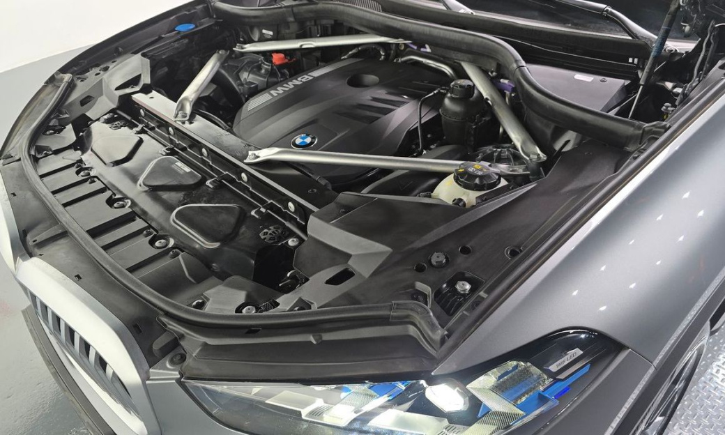 BMW X5 xDrive 40i xLine, 2024