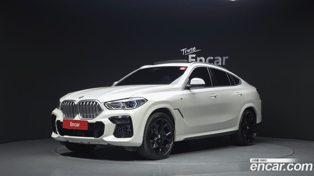 BMW X6 xDrive30d M Sport, 2022
