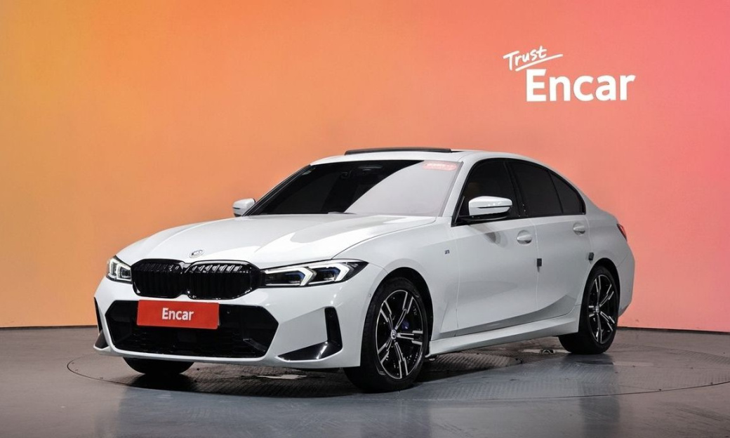 BMW 3-Series 320i M Sport, 2024