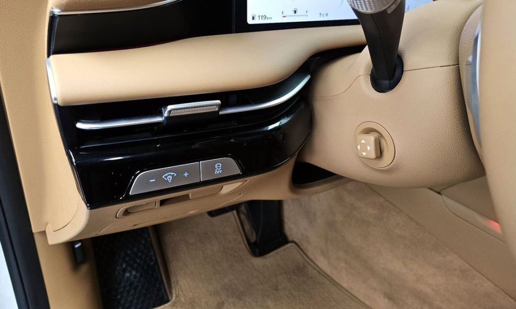 Genesis G80 Gasoline 2.5 Turbo AWD, 2025