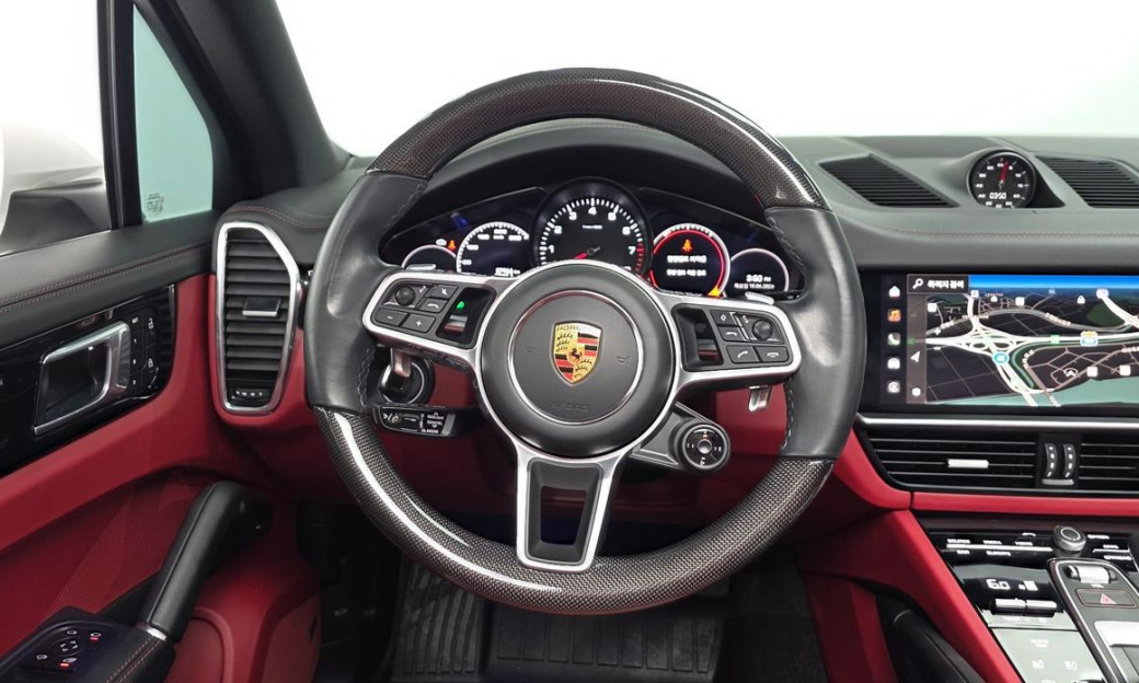 Porsche Cayenne 3.0, 2022