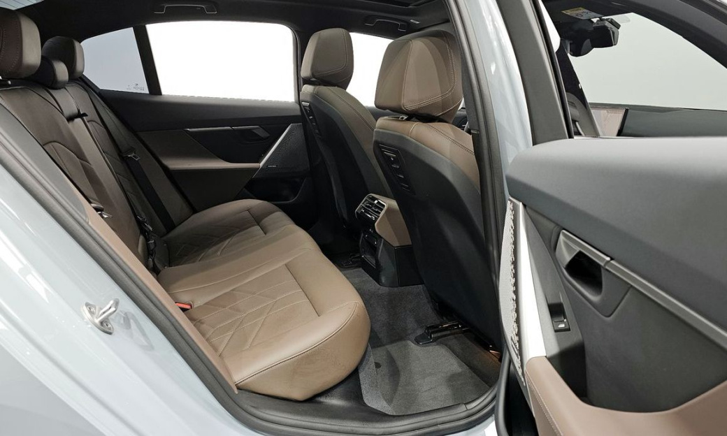 BMW 5-Series 520i M Sport, 2024