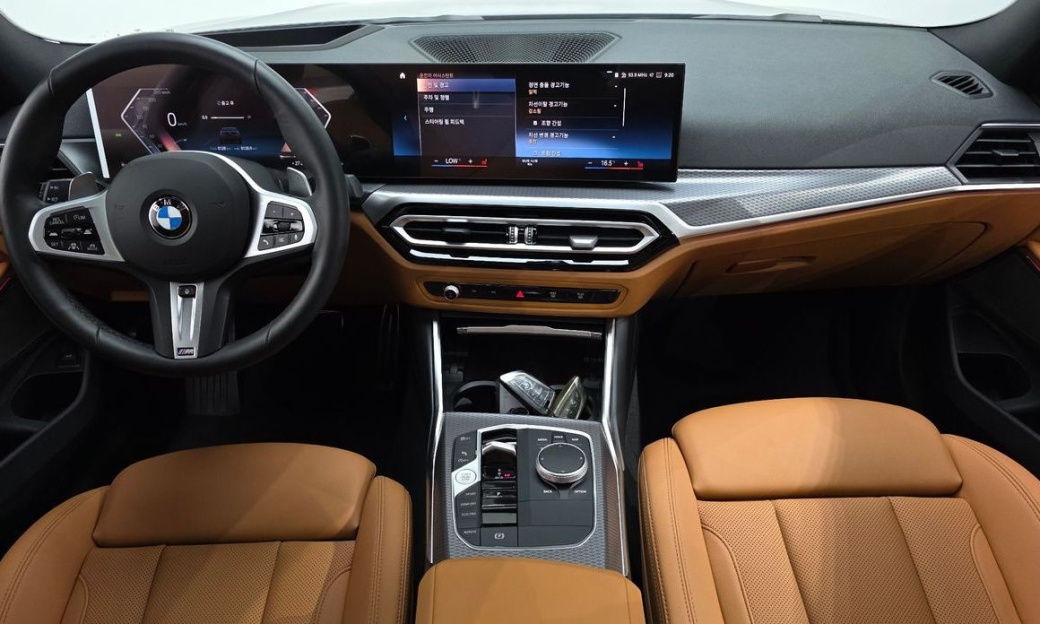 BMW 3-Series 320i M Sport, 2024